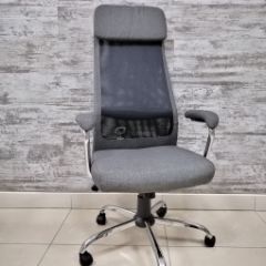 Кресло Barneo K-115 для персонала (серая ткань, черная сетка) в Надыме - nadym.mebel24.online | фото 1