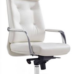 Кресло руководителя Бюрократ _DAO/WHITE белый в Надыме - nadym.mebel24.online | фото